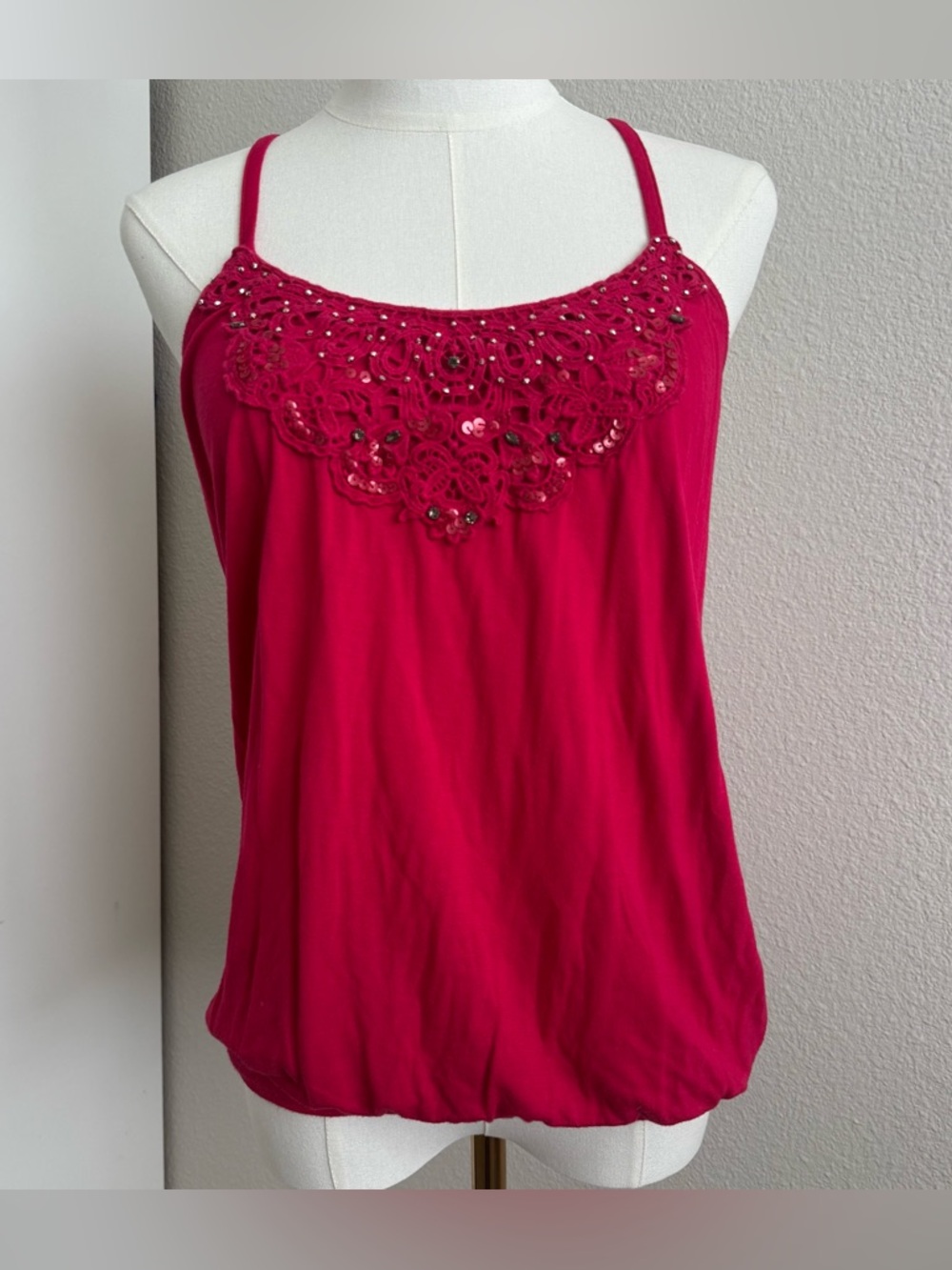 Y2K Express Hot Pink Crochet Sequin Tank Top Boho Bubble Hem Embellished